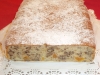 Bizcocho de yogurt con nueces y orejones